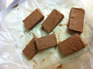 PB Protein bar, cut